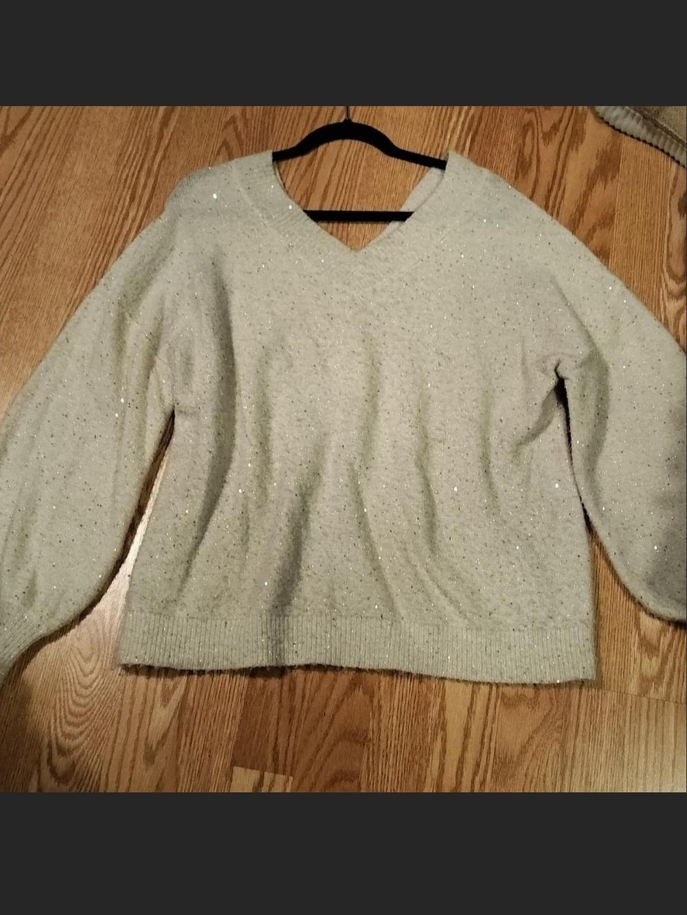 Listicle Sparkle V-Neck Sweater - Light Cream